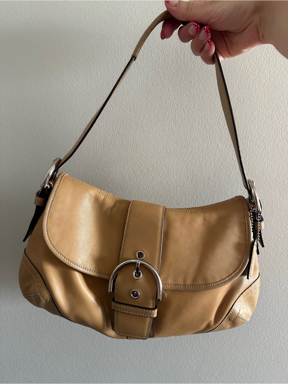 Vintage Y2K Coach Cowhide Leather Tan Soho Flap Shoulder Bag - Picture 1 of 15